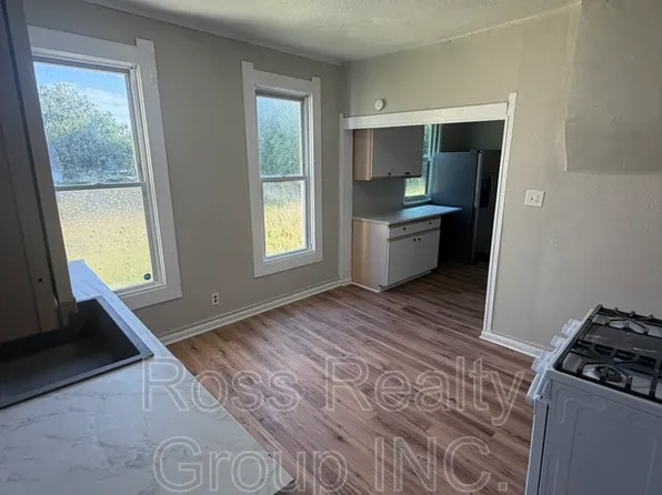 148 Gibbons St, Toledo, OH 43609