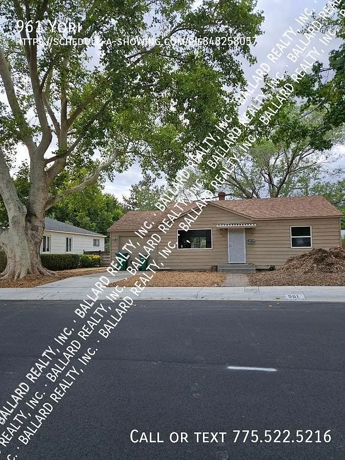 961 Yori Ave photo 1