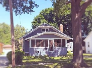 1611 Burton St, Rockford, IL 61103
