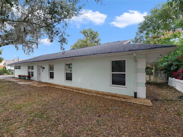 620 N Highland St, Mount Dora, FL 32757