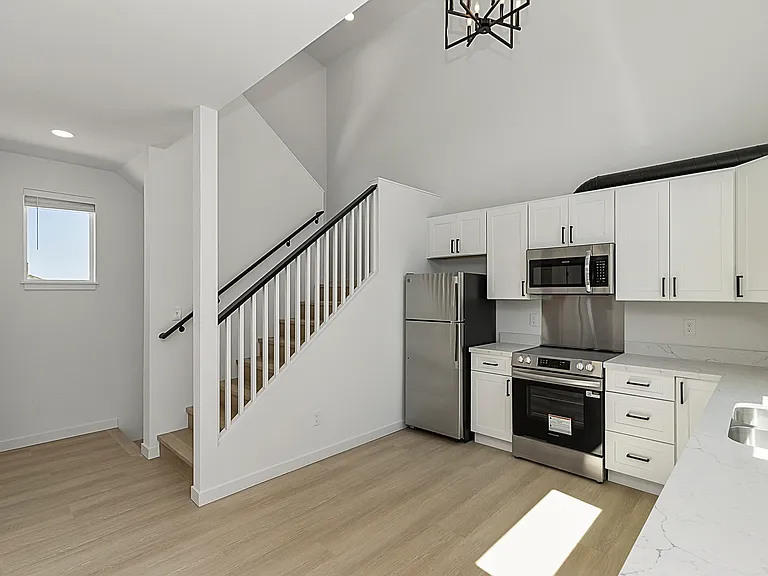 27523 102nd Ave NW #B — Photo 13