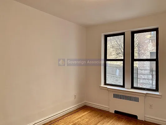 Rented by Sovereign Associates | media 25