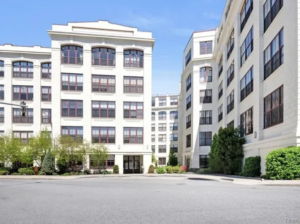 1 Scarsdale Road #319, Tuckahoe, NY 10707