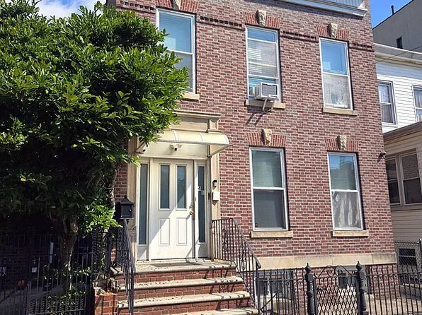 41 Reeve Pl, Brooklyn, NY 11218