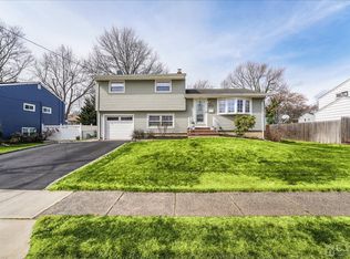 77 Roosevelt Ave, Colonia, NJ