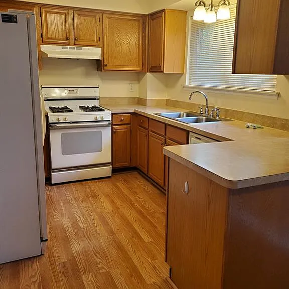 43608 Westminister Way — Photo 7