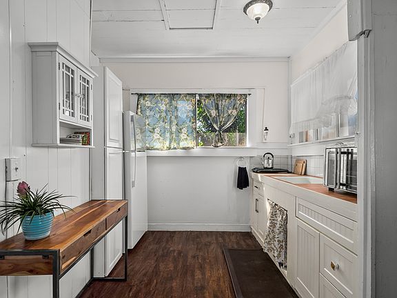 3rd image of 3917 Koula Rd #2