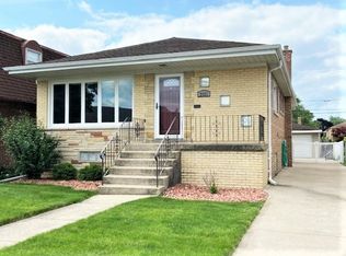 2921 W 98th Pl, Evergreen Park, IL 60805