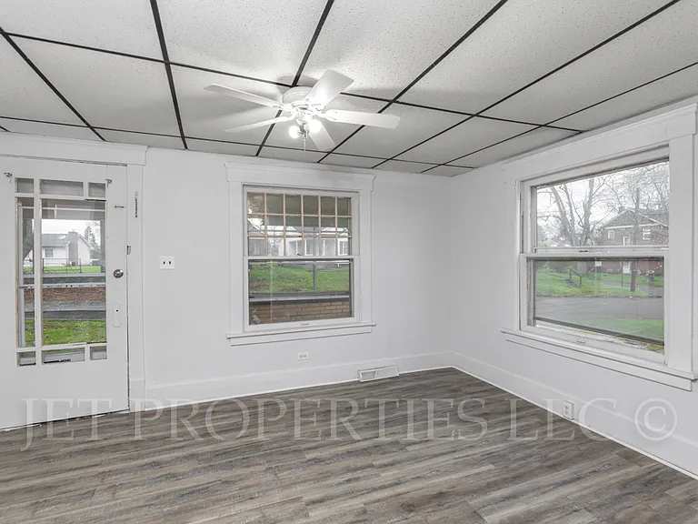 2248 2nd St NE #2248 — Photo 10