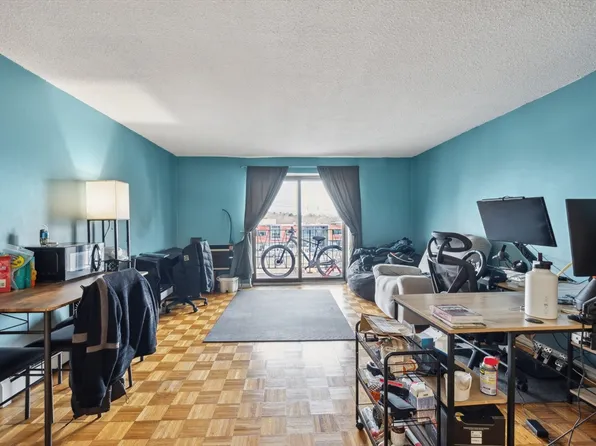 26 Waverly St APT 307, Brighton, MA 02135