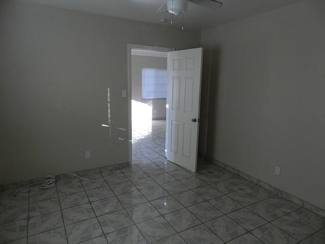 1st image of 258 E 11th St #258