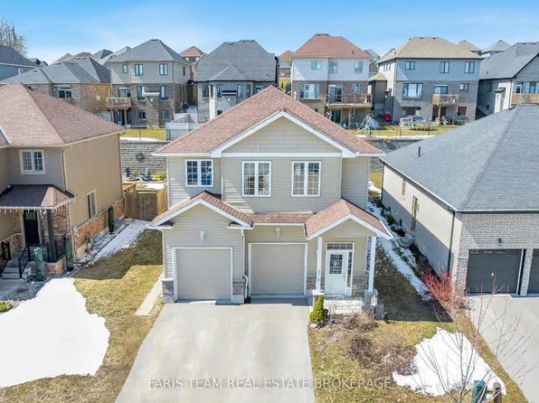 3118 Emperor Dr, Orillia, ON L3V 0G4