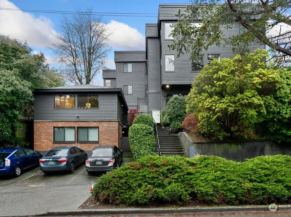 4111 Whitman Avenue N #205, Seattle, WA 98103