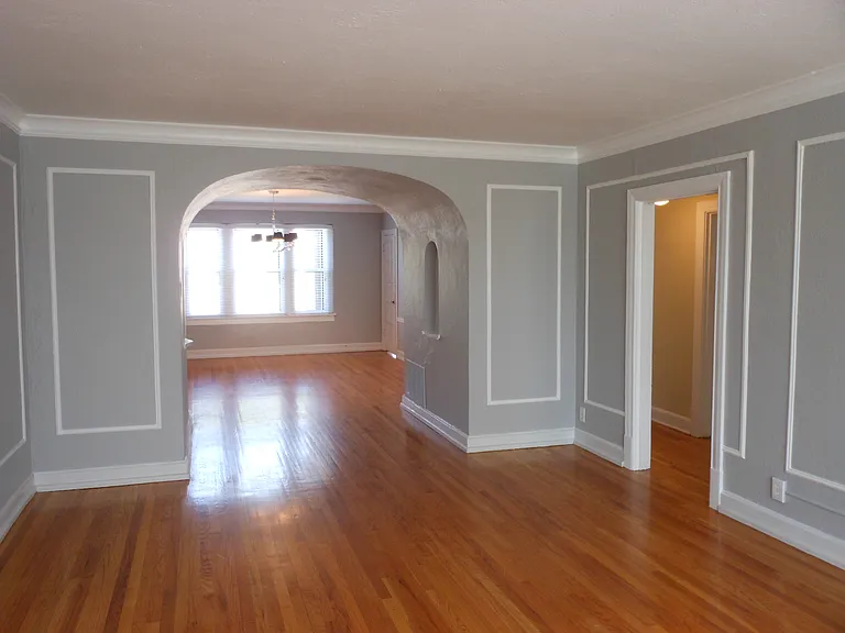 7537 Parkdale Ave — Photo 4