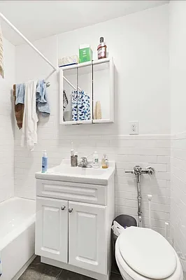 Rented by Compass | media 14