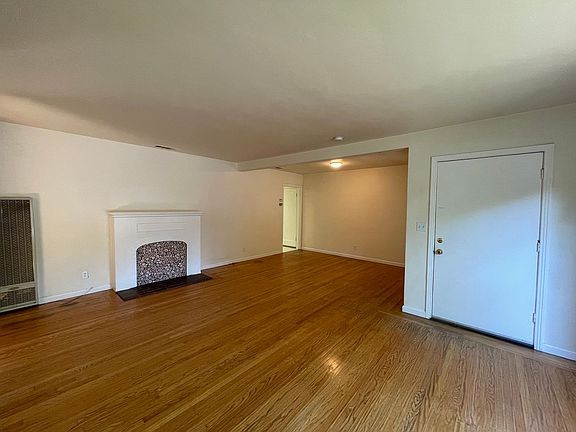 2nd image of 2344 23rd Ave
