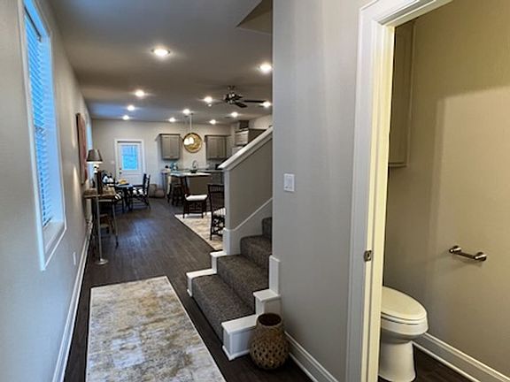 4th image of 4344 Macnab Dr Unit 24