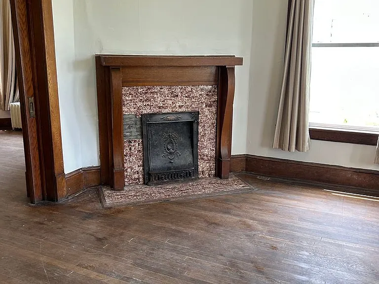 1205 Downey St — Photo 4