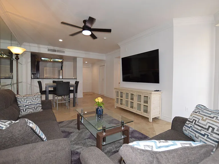 260 E Flamingo Rd #332 — Photo 3