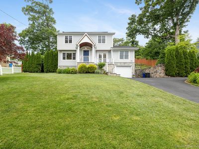 44 Ledgewood Drive, Norwalk, CT, 06850