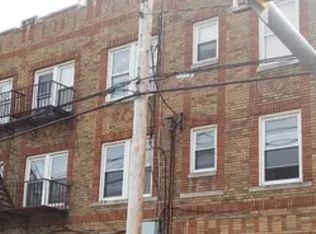 159 Charles St APT 1, Bridgeport, CT 06606