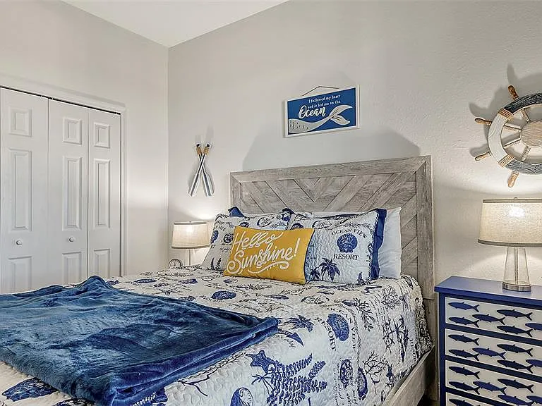 17902 Gawthrop Dr #402 — Photo 27