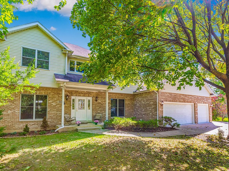1st image of 511 Charlestown Dr