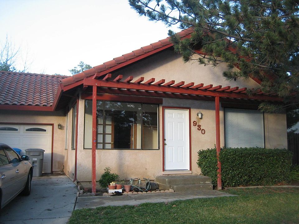 1st image of 930 Dawson Dr