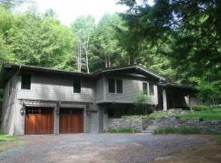 648 Morgan Rd, Hartford, VT 05047