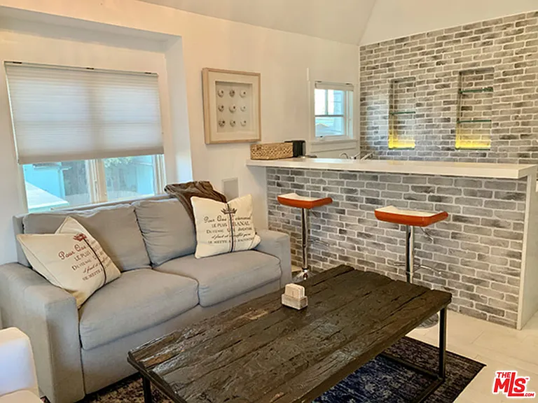 44 Sunset Ave — Photo 10