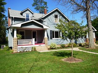 26692 Cook Rd, Olmsted Twp, OH 44138