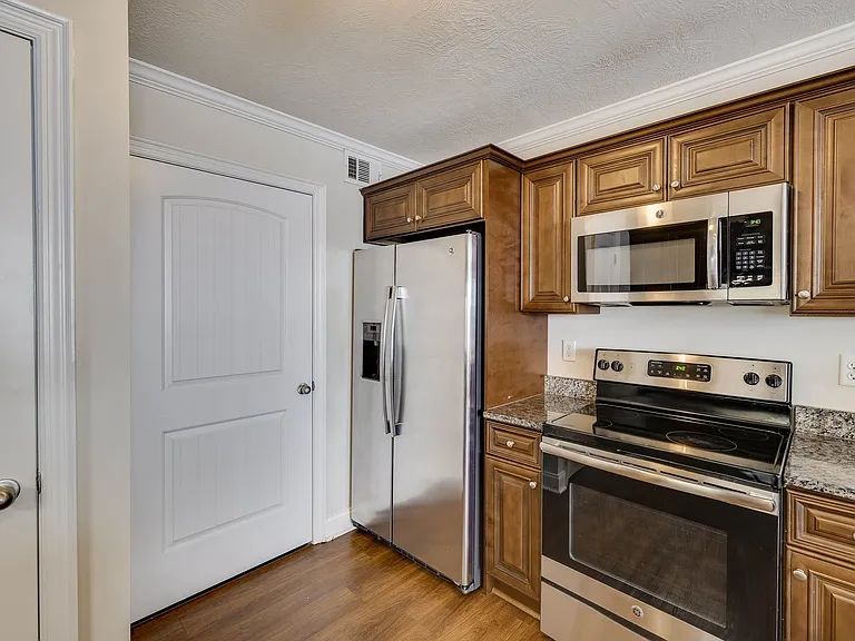 093 Lauren Lane Townhomes — Photo 40