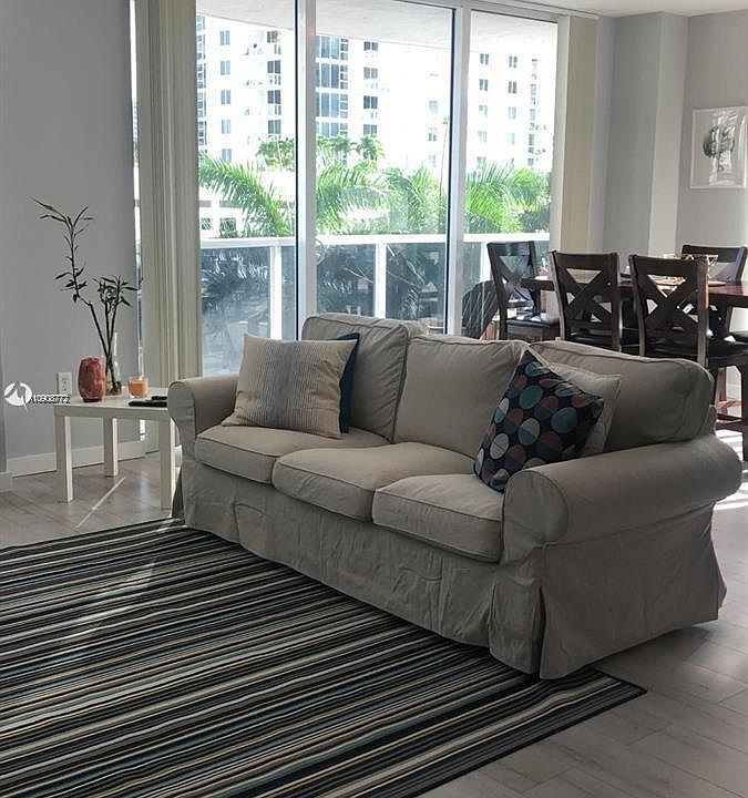 1st image of 601 NE 23rd St APT 505