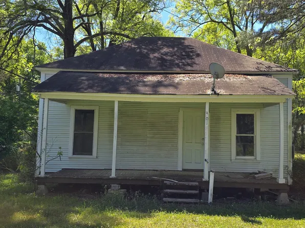 301 W Georgia Ave, Vivian, LA 71082