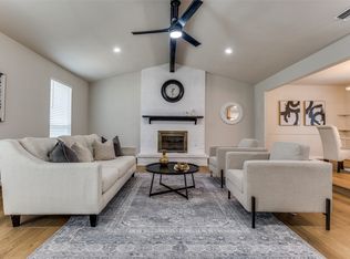 738 Royal Oaks Dr, Garland, TX 75040