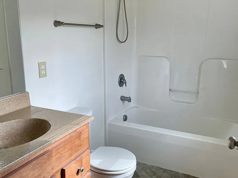 21 Katherines Way — Photo 10