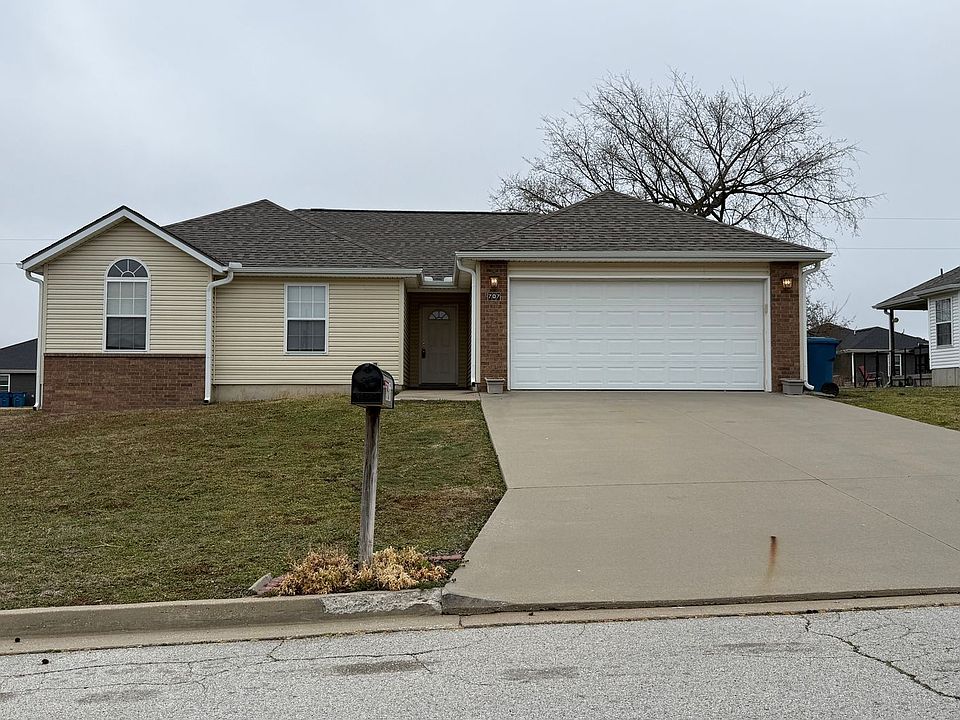 1st image of 707 Sean Ct