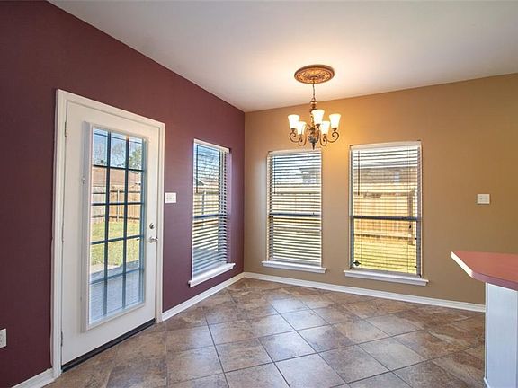 5th image of 1825 Virginian Colony Ave