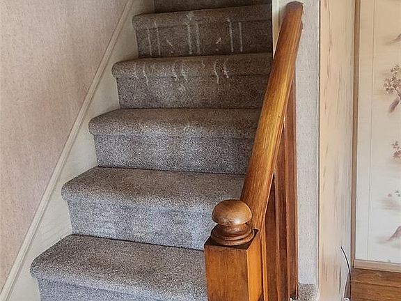 5th image of 6 Bogardus Road