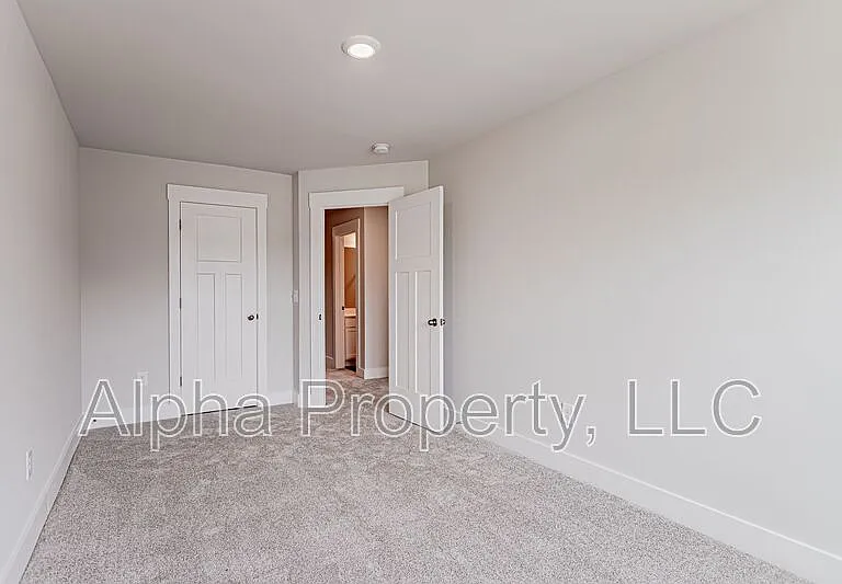 124 Keel Ln — Photo 20
