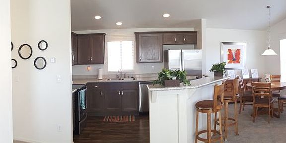 Enough space for gathers and a kitchen to handle the job