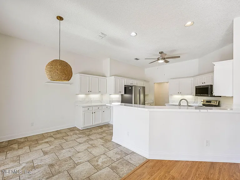 3447 Heron Dr N — Photo 19