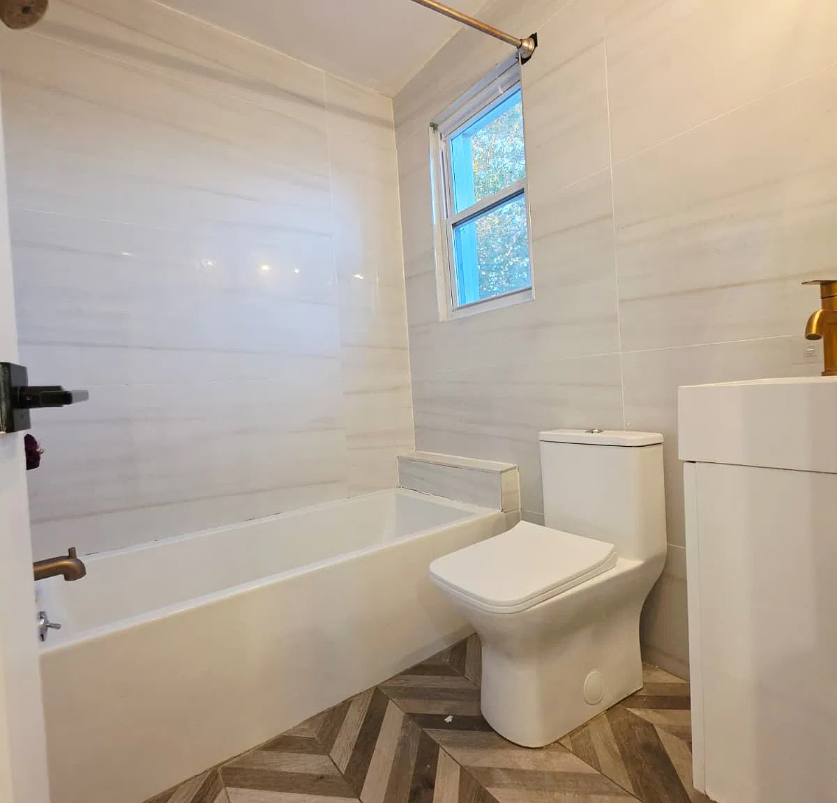 2 bed, 600 sqft, $2,150 — Photo 4