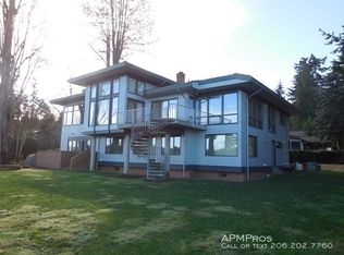 8468 N Mercer Way, Mercer Island, WA 98040