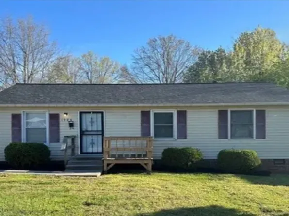 1006 Tuscaloosa St, Greensboro, NC 27406