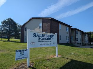 Upstairs 2 Bedroom Updated Apartment, Salisbury, MO 65281