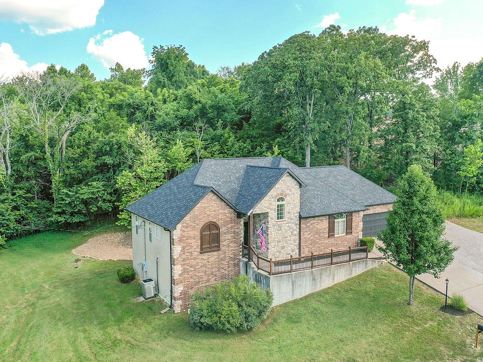 1st image of 569 Jasmine Drive