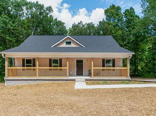 7784 Pinewood Rd, Nunnelly, TN 37137