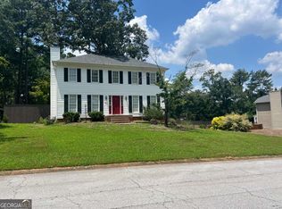 1725 Spindle Top Ct SW, Lilburn, GA