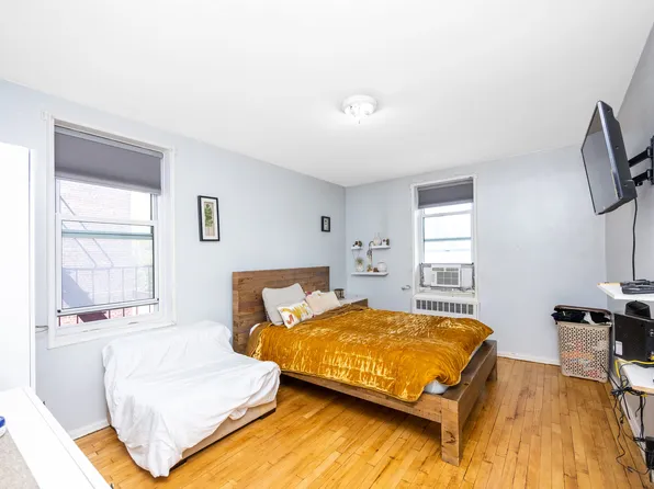 88-09 35th Avenue image 17 of 19